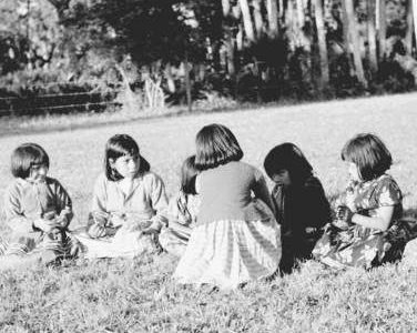 10 игр, которым стоит научить современных детей