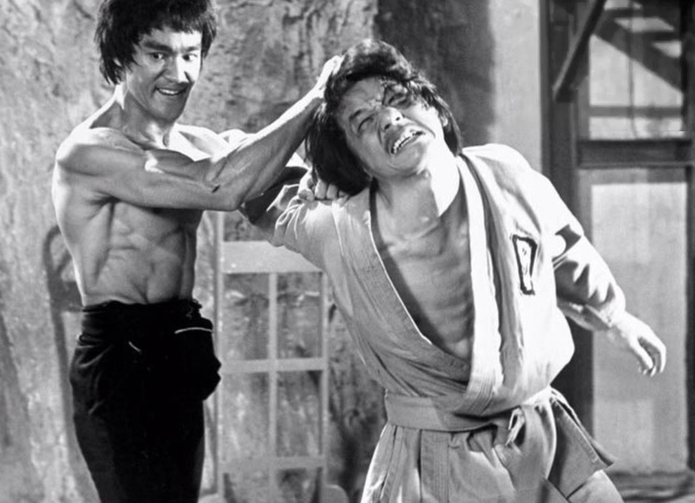 Видео дня: Джеки Чан, Брюс Ли и другие известные актёры в роли персонажей Mortal Kombat 11